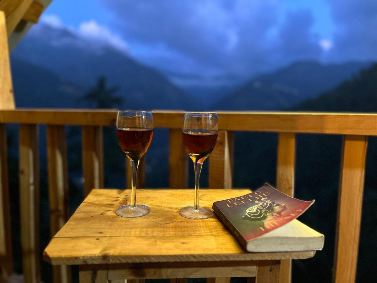 Nebula Nook Cottages Jibhi Kültér fotó